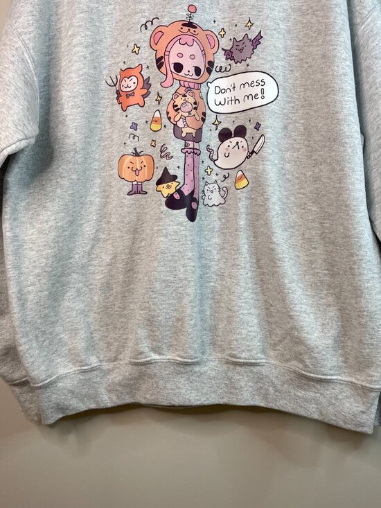 Halloween Don’t Mess With Me Sweatshirt – Ash Gray Graphic Crewneck Size L - Picture 4 of 7